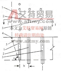 预裂爆破炮孔布置图